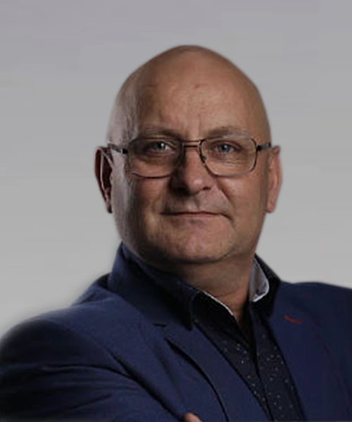 Александр Комаров